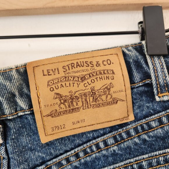 VTG Levi's Jean Shorts Orange Tab Denim Slim Fit High Rise Women's 26 (VTG 9) - Picture 6 of 8